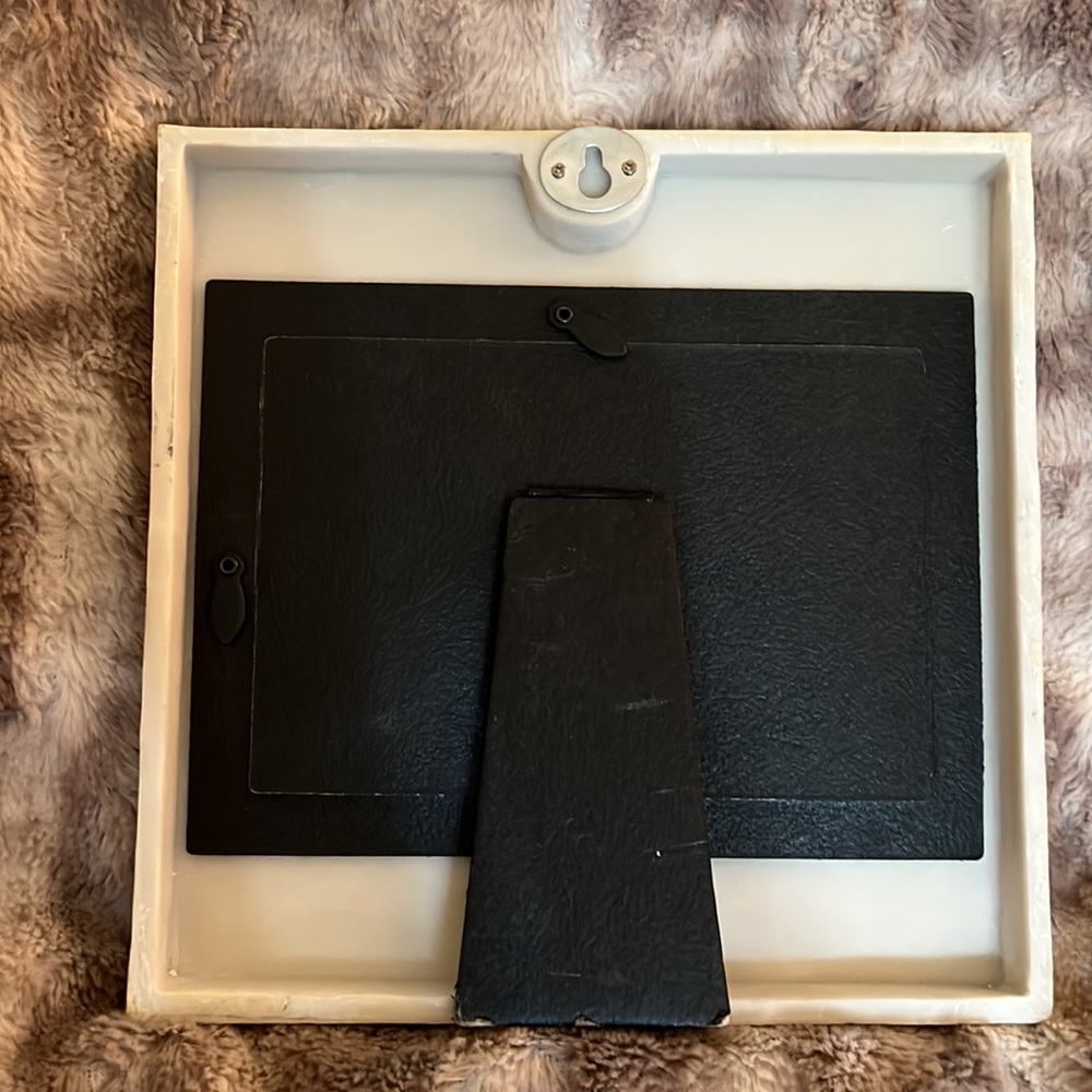 Cousins Picture Frame - Picture 2 of 3